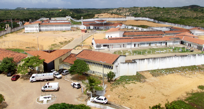 “Governo do estado tenta jogar culpa pelo caos nos presídios em seu funcionários”, diz agente penitenciário