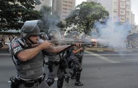 “Protestos apressam votação da lei de crimes de terrorismo no Brasil”