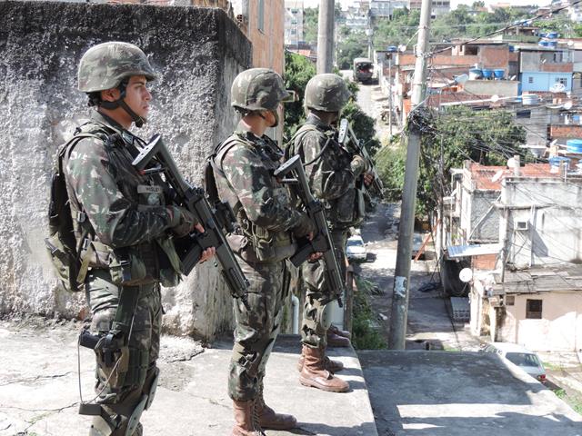 A Intervenção militar no Rio e a criminalidade